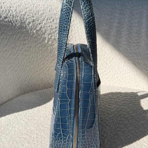 Chanel Blue Crocodile Handbag - Excellent Condition - Picture 4 of 8